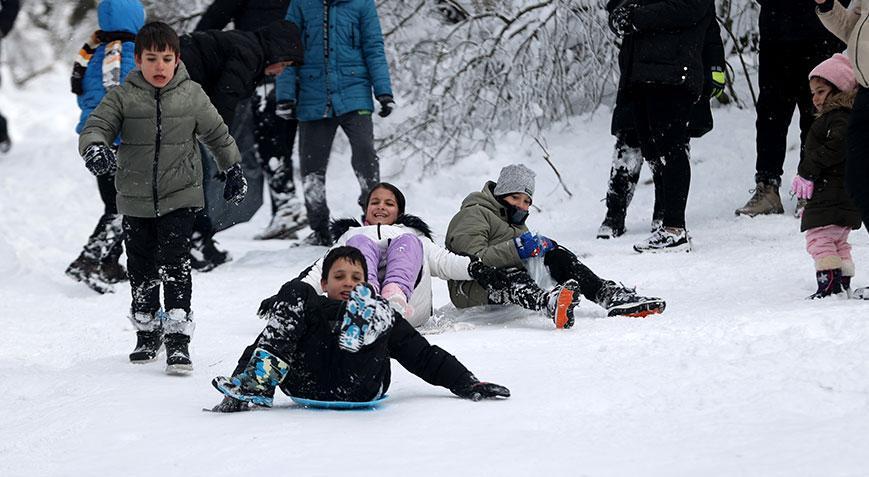  Okullar tatil mi? 25 Şubat yarın nerede, hangi illerde okullar tatil oldu?