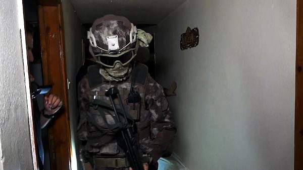 500 polisle bursa merkezli uyuşturucu operasyonu