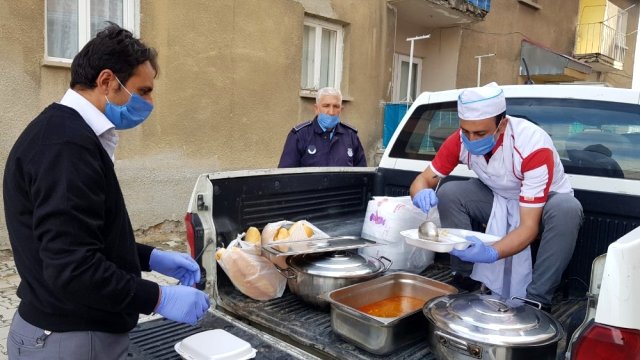 65 yaş üstü ailelere sıcak yemek servisi