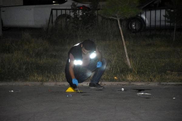 7'nci kattan atlayan genç öldü