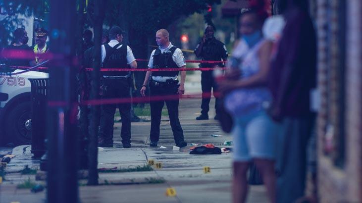 ABD'nin Chicago kentinde silahlı saldırı! Çok sayıda yaralı var...