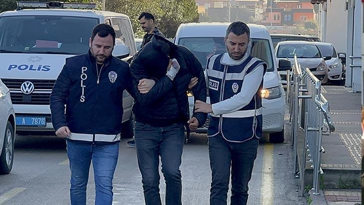 Adana’da Çocuk Tesliminde Kavga: Eski Eşler Gözaltına Alındı