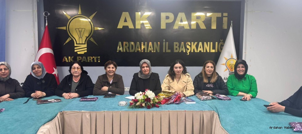 AK Parti Ardahan İl Kadın Kolları, Gülten Özdemir Başkanlığında Toplandı