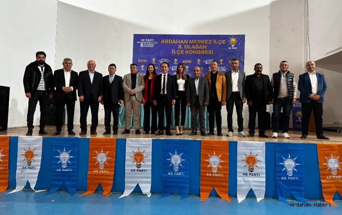 AK Parti Ardahan Merkez İlçe Teşkilatı, 8. Olağan Kongresi’ni büyük bir coşkuyla gerçekleştirdi
