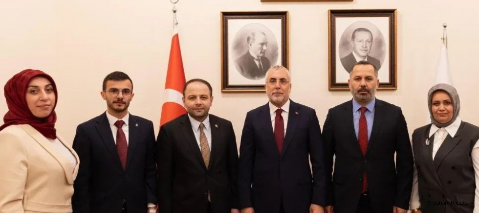 AK Parti Ardahan Teşkilatından Bakan Işıkhan’a Ziyaret