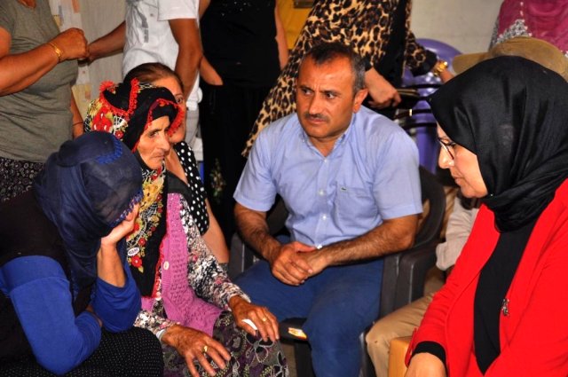 AK Parti heyetinden Ovacık'taki acılı ailelere taziye ziyareti