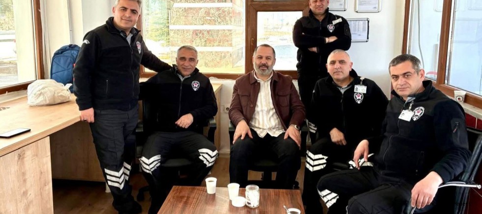 AK Parti İl Başkanı Hakan Aydın’dan Üniversite Güvenliğine Moral Ziyareti