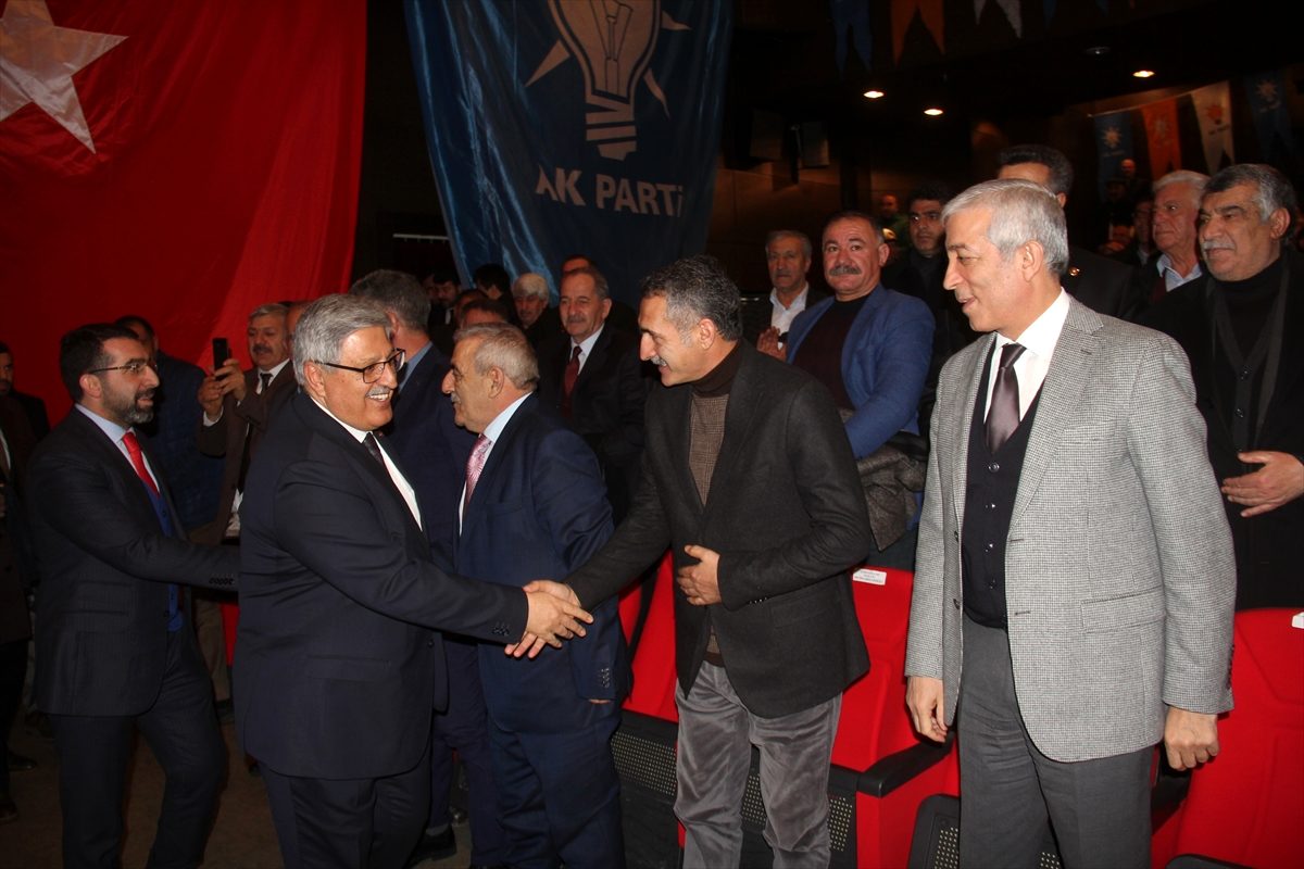 AK Parti'li Demiröz, partisinin 