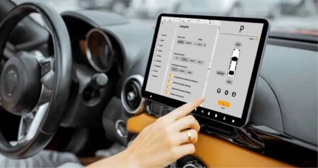 Araçlarda Sonradan Takılan Multimedya Ekran Yasak mı? 2026 Trafik Düzenlemesi Sonrası Merak Edilenler