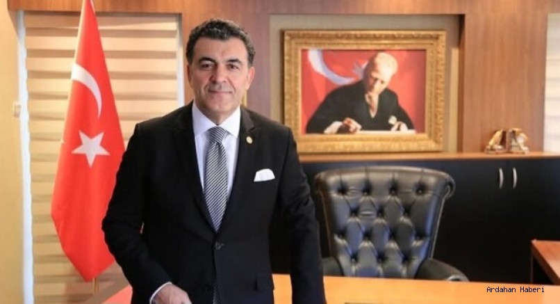 Ardahan Belediye Başkanı Faruk Demir'den 10 Kasım Mesajı