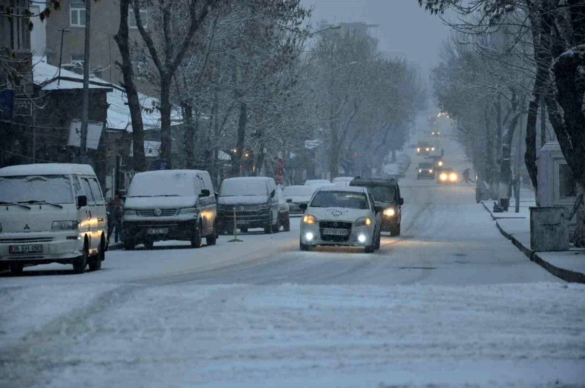Ardahan da Aralık Ayında 19 Bin 715 Araç Trafiğe Kaydedildi