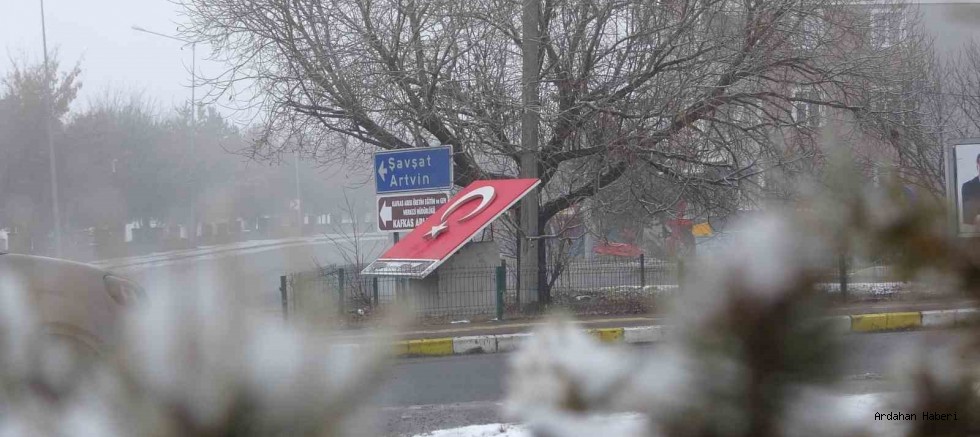Ardahan’da Dondurucu Soğuk Etkili Oldu: Termometreler Eksi 15’i Gördü