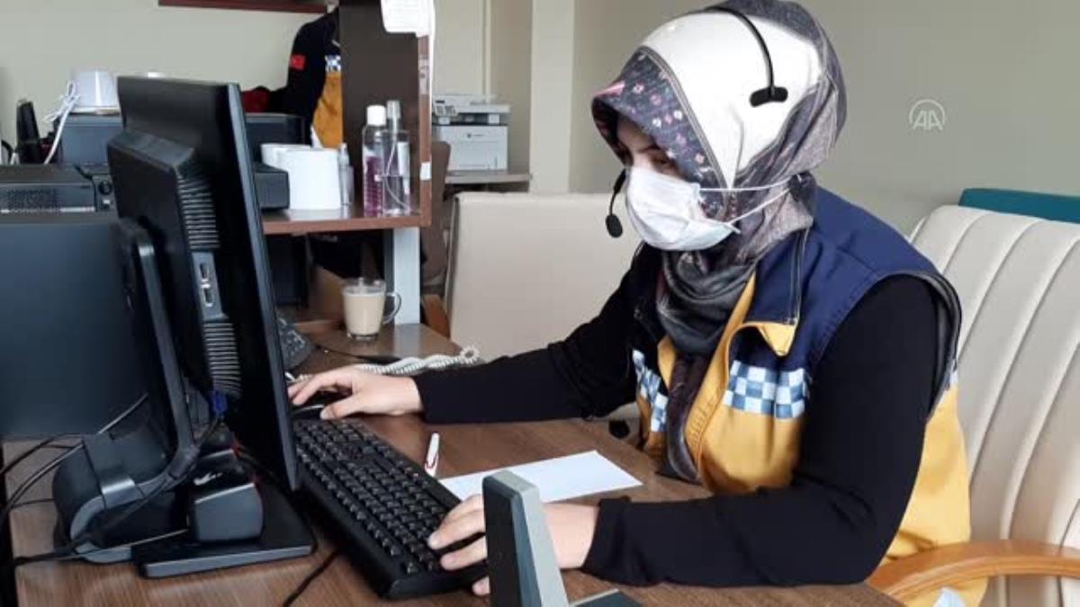 Ardahan da Evini temizletmek isteyen de karantinada sıkılan da 112'yi arıyor