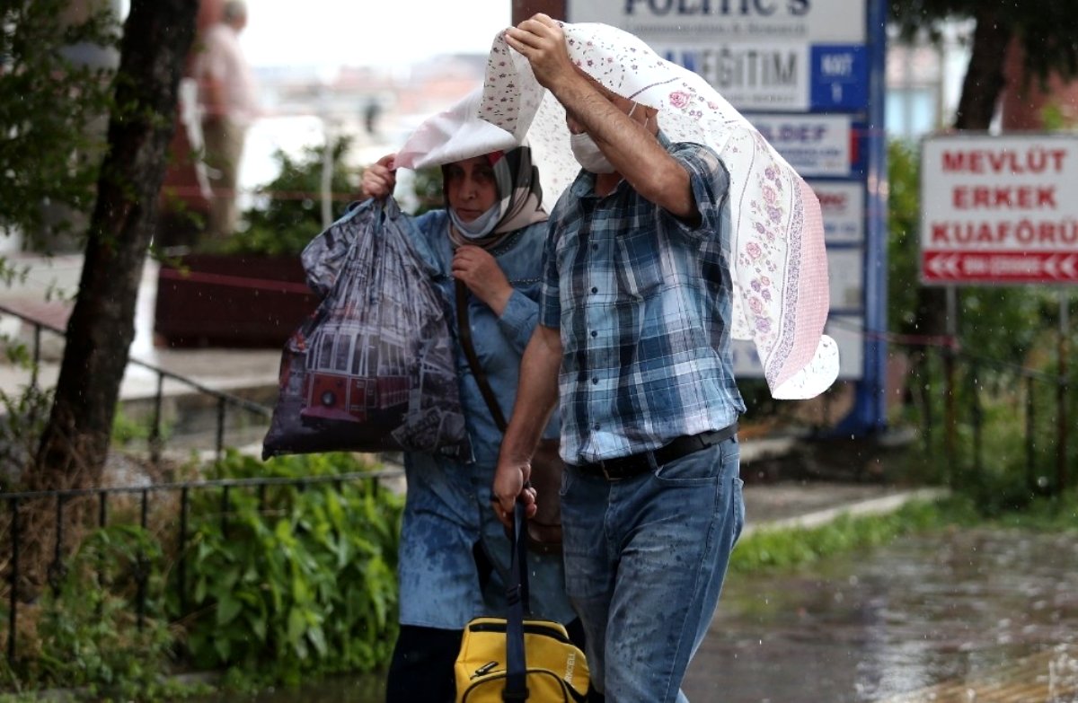 Ardahan da gök gürültülü sağanak bekleniyor