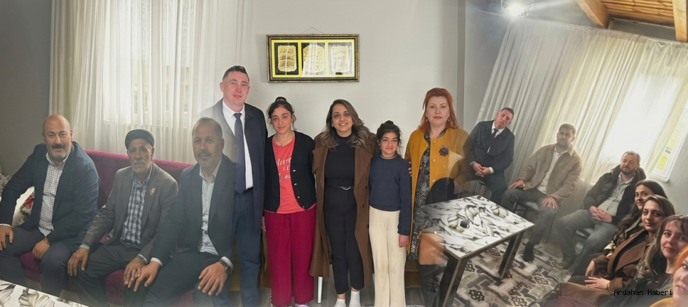 Ardahan'da gönüllere dokunan bayram ziyaretleri
