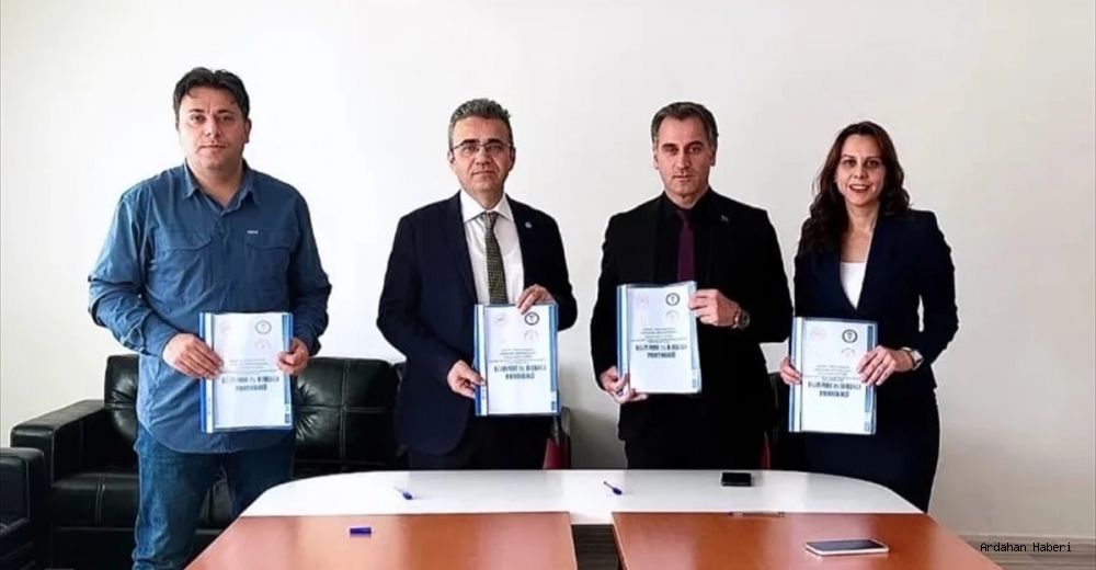 Ardahan'da İl Sağlık Müdürlüğü ile İl Milli Eğitim Müdürlüğü arasında iş birliği protokolü imzalandı