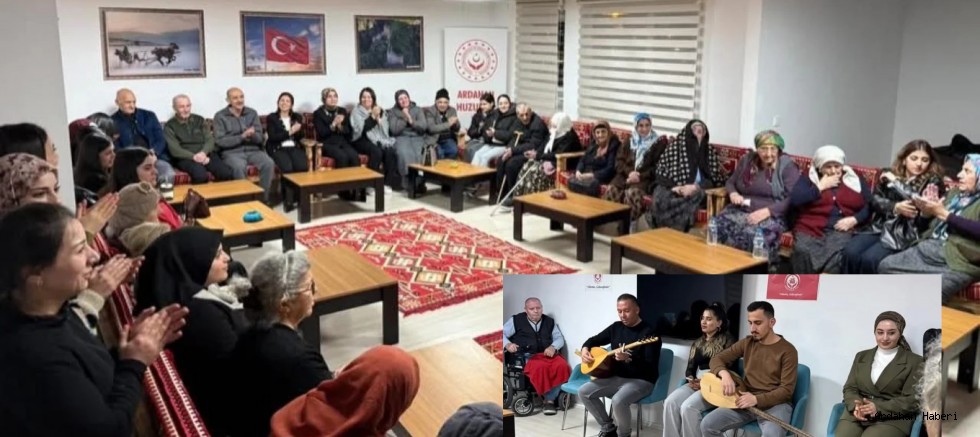 Ardahan da KYK’lı Öğrencilerden Huzurevi Sakinlerine Anlamlı Ziyaret