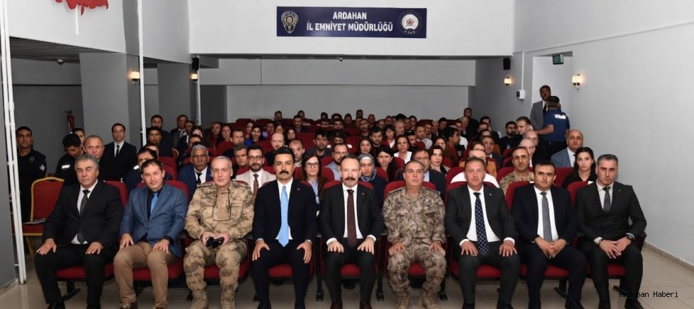 Ardahan’da Okul Güvenliği Toplantısı Gerçekleştirildi