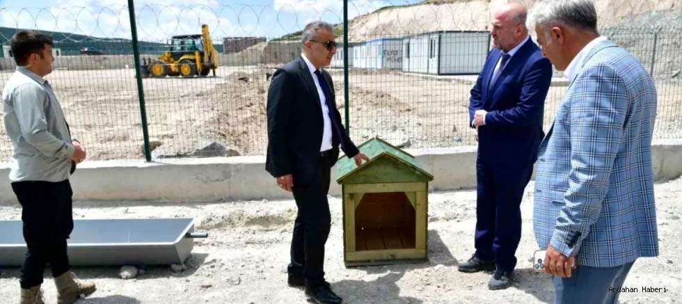 Ardahan'da Sahipsiz Hayvanlar İçin Doğal Yaşam Alanı Açıldı