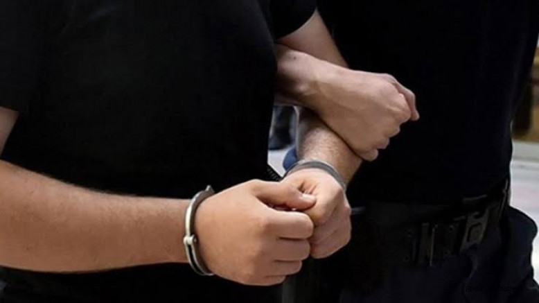 Ardahan Haberi: Ardahan'da evlerden hırsızlık yaptıkları iddia edilen 2 şüpheli tutuklandı