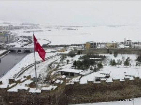 Ardahan Haberi: Ardahan Karla Kapandı Başkan Dronu Eline Aldı Ardahan ın Manzarasını Görüntüledi 