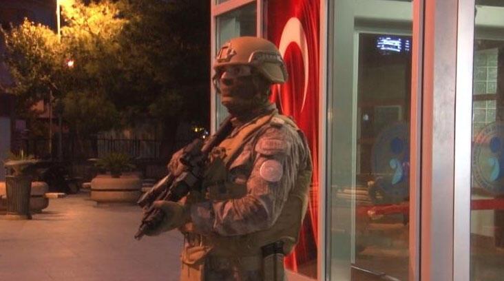 Ardahan Haberi: Bakırköy’de hastane önünde silahlı saldırı: 1 ölü, 2 yaralı