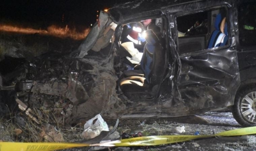 Ardahan Haberi: Kars'ta trafik kazası: 1 ölü, 6 yaralı