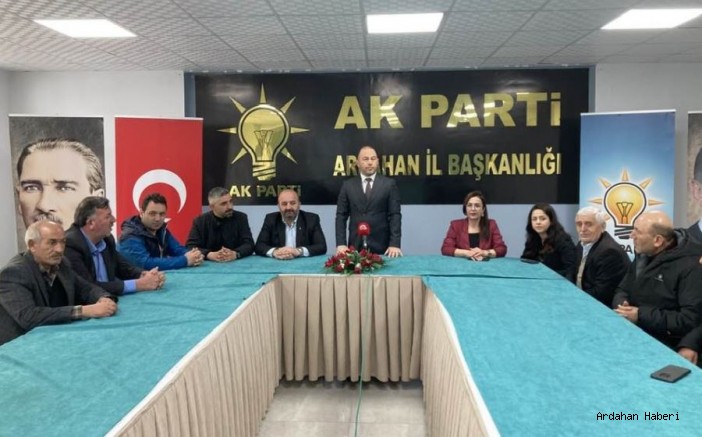 Ardahan Haberi: Özgür Yılmazda Ak Parti Ardahan Milletvekili aday adaylığı için müracaatını yaptı.