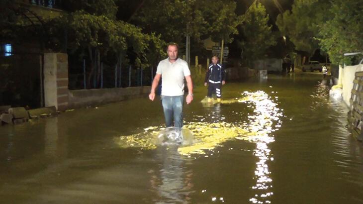 Ardahan Haberi: Silivri’de İSKİ’ye ait su borusu patladı, evleri su bastı