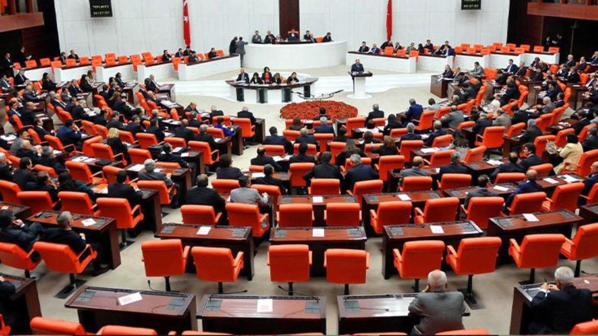 Ardahan Haberi: Sosyal medya düzenlemesinde tartışmalara neden olan 29. madde TBMM Genel Kurulu'nda kabul edildi