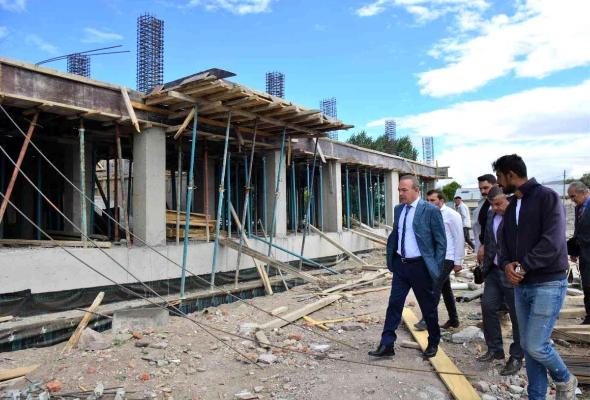 Ardahan Haberi: Vali Öner, Özel İdare Tekstil Atölyesi inşaatını denetledi