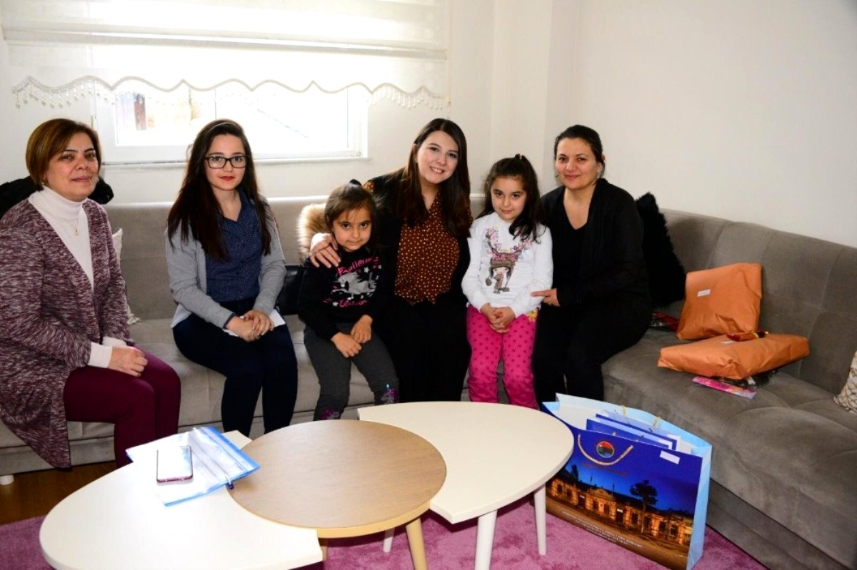 Ardahan'da 1 Çocuk 1 Dünya Projesi kapsamında aile ziyaretleri devam ediyor