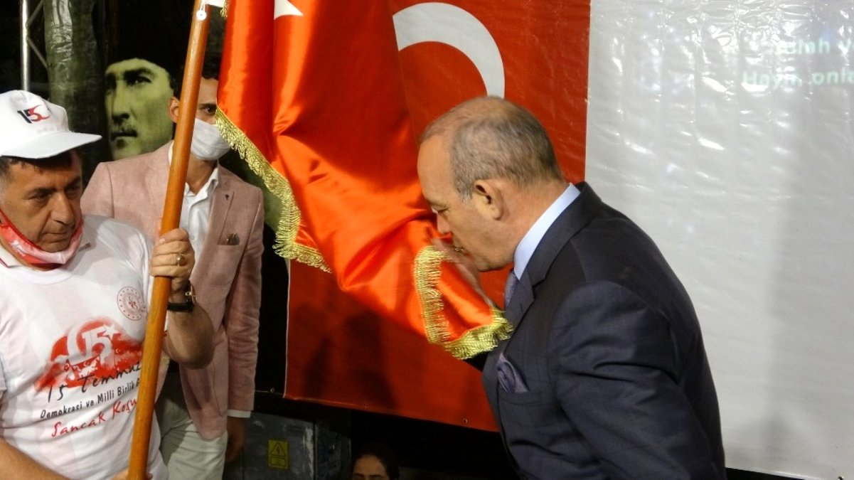 Ardahan'da '15 Temmuz Zaferi şehitlere dualarla yad edildi.