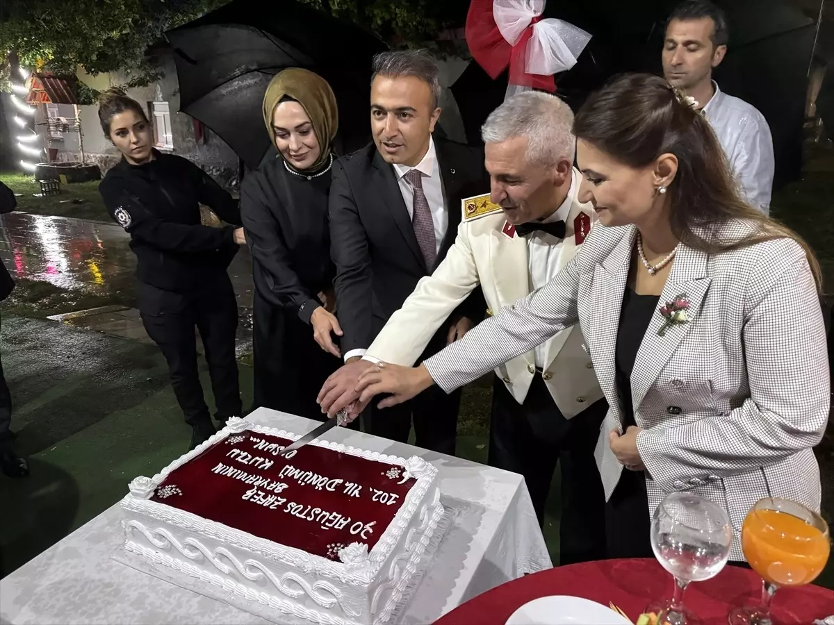 Ardahan'da 30 Ağustos Zafer Bayramı ve Türk Silahlı Kuvvetleri Günü Resepsiyonu Düzenlendi