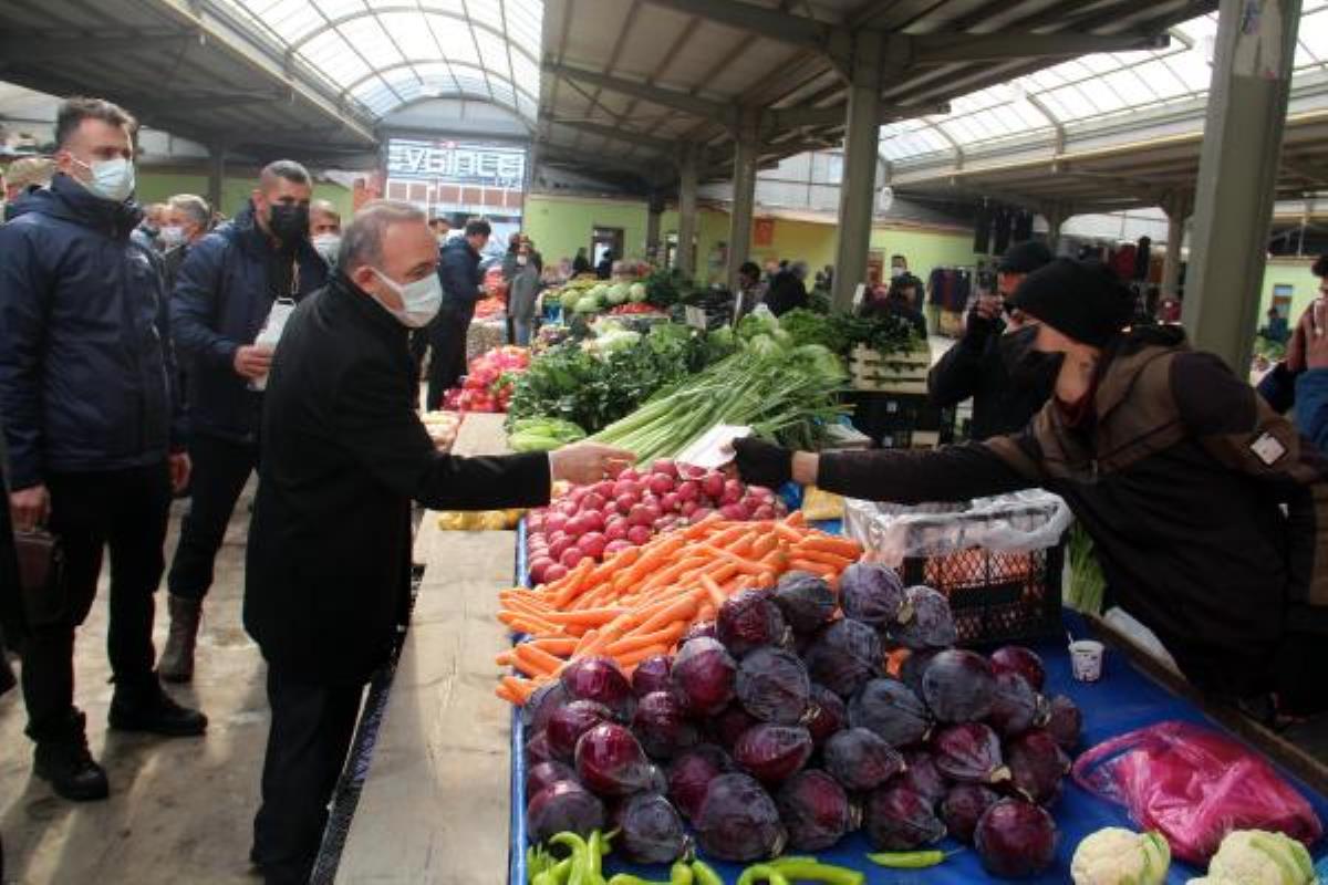 Ardahan'da bir köy karantinaya alındı, ekipler vaka sayılarının düşmesi için görevde