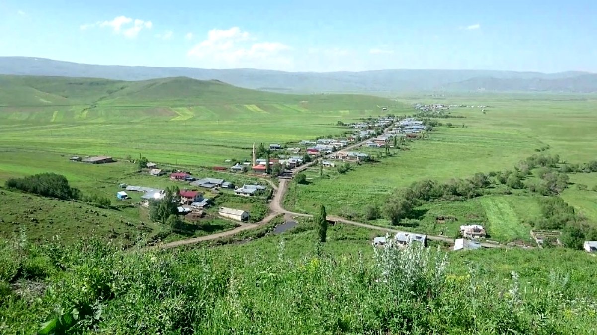 Ardahan'da bir köyde uygulanan karantina kaldırıldı