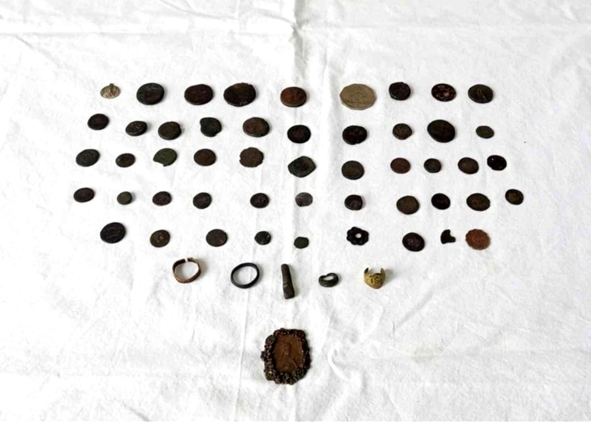 Ardahan'da tarihi eser kaçakçılığı operasyonu: 3 gözaltı