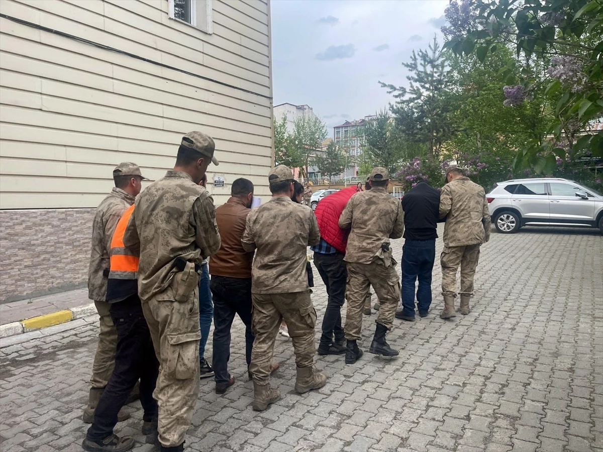 Ardahan'da Uyuşturucu Operasyonu: 4 Zanlı Tutuklandı