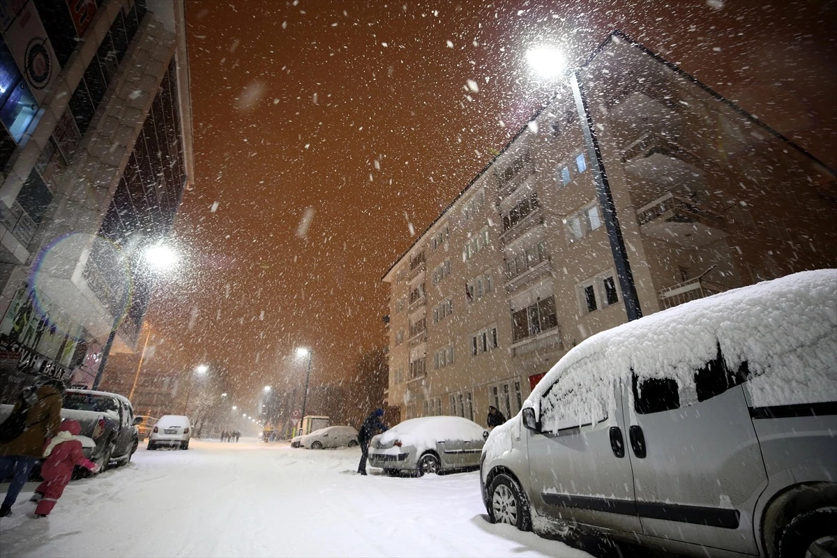 Ardahan'da Yoğun Kar Yağışı