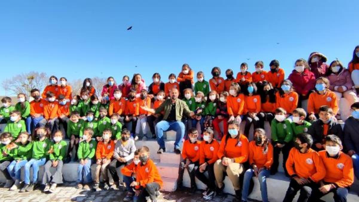 Bahane Yok Dedi Köy Okulunu Kolleje Dönüştürdü 