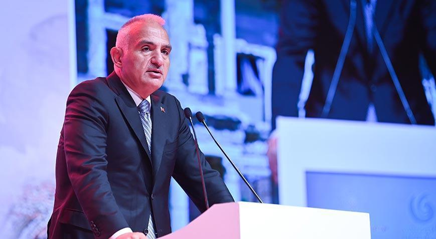 Bakan Ersoy: Türkçemiz duyguların ve düşüncelerin harmanlandığı bir gönül dilidir