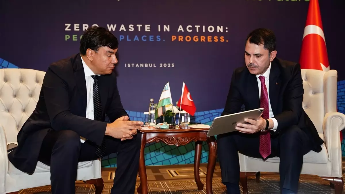 Bakan Kurum, Uluslararası Sıfır Atık Forumu'nda Çevre ve İklim İşbirliğini Görüştü