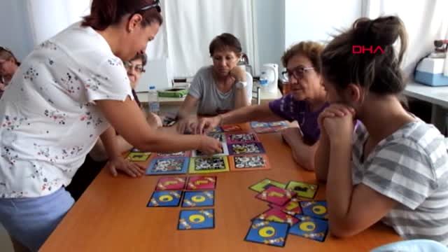 BALIKESİR Büyükanneler torunları için zeka oyunları öğrendi