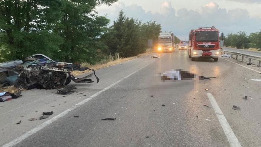 Balıkesir'de katliam gibi kaza! 3 ölü, 1 yaralı