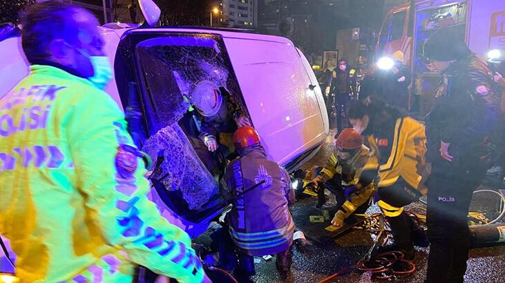 Beşiktaş’ta trafik kazası! 1’ ağır 2 yaralı