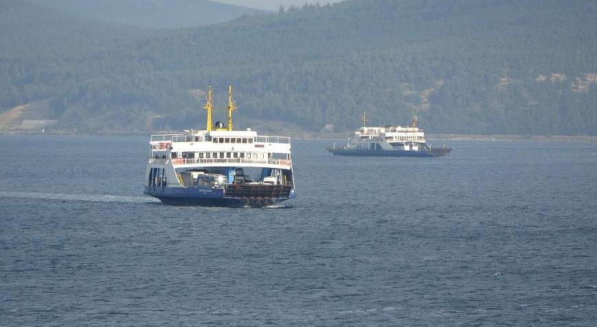 Bozcaada seferleri fırtına nedeniyle iptal edildi