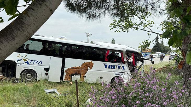 Çanakkale Kaza Haberleri: Çanakkale'de korkunç kaza: 8 ölü, çok sayıda yaralı var