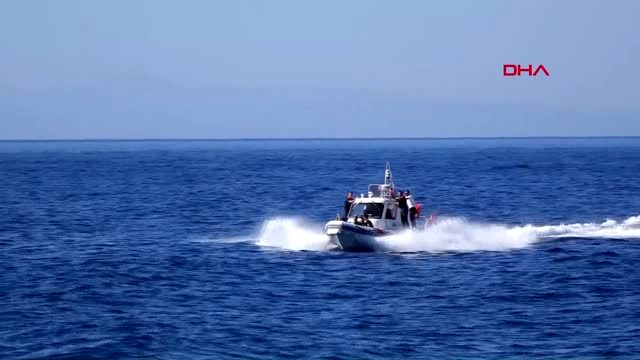 ÇANAKKALE'DE 45 KAÇAK GÖÇMEN YAKALANDI