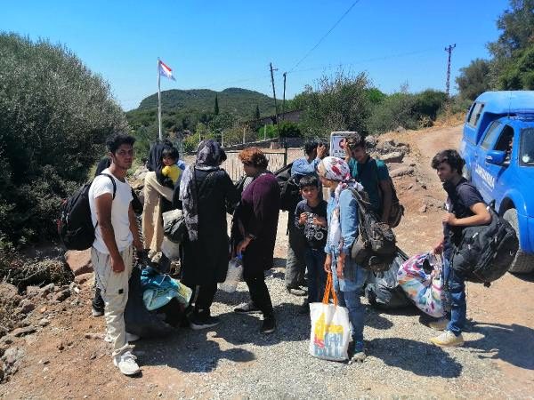 Çanakkale'de 52 kaçak göçmen yakalandı