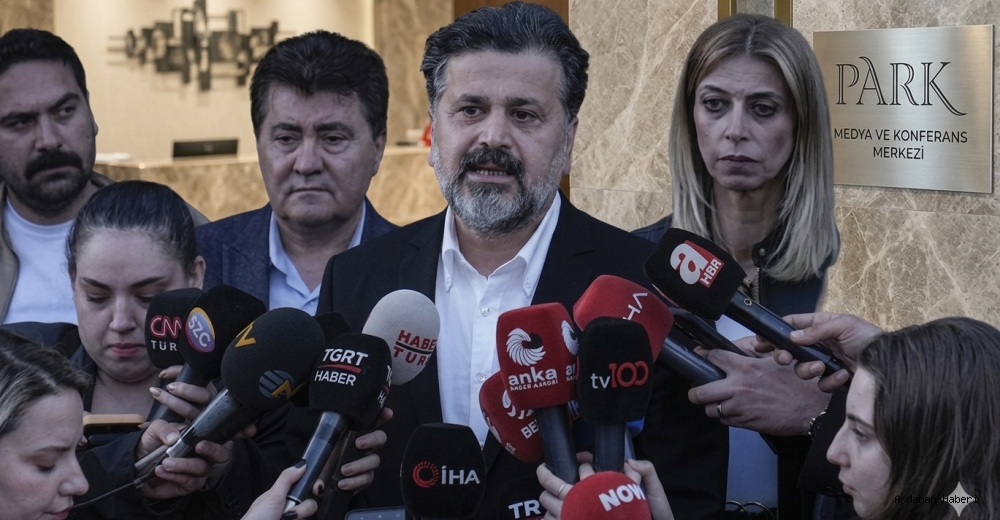 CHP'de Mahkeme Kararı Sonrası Sıcak Gelişme: Kılıçdaroğlu'ndan Özgür Özel'e Müzakere Çağrısı